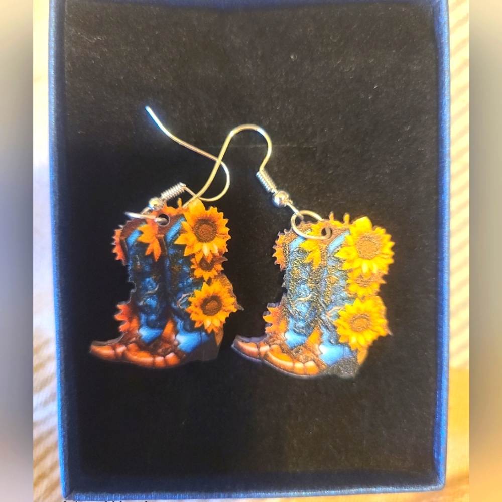 New stylish earrings